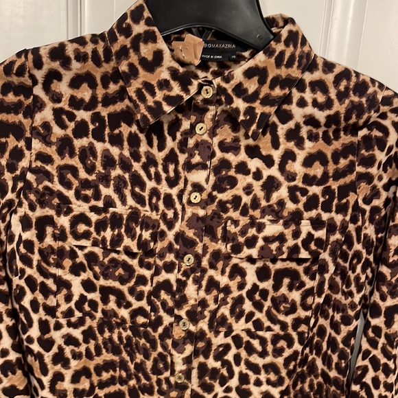 BCBGMaxAzria Leopard Blouse - Picture 2 of 6